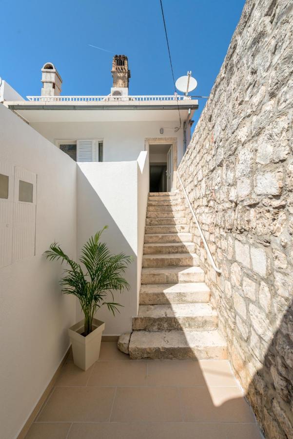 Apartments Villa Tudor 2 هفار المظهر الخارجي الصورة